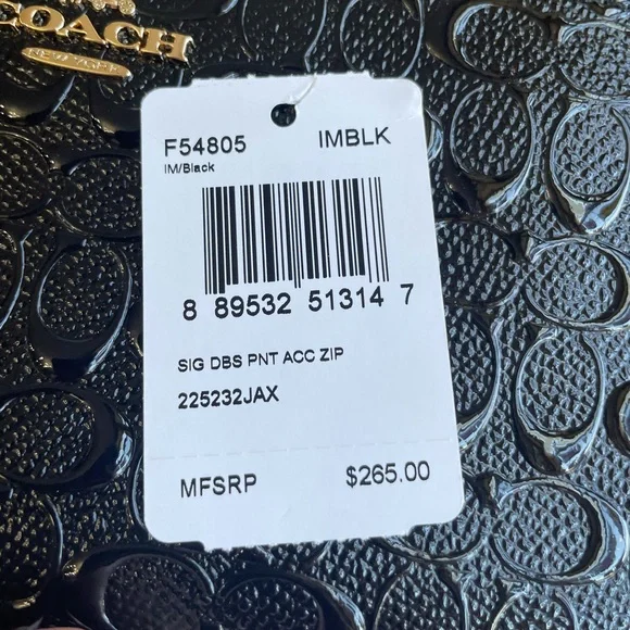 NWT！COACH ACCORDION ZIP WALLET IN SIGNATURE DEBOSSED PATENT LEATHER（COACH F54805
